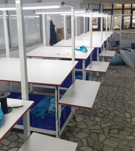 Üstten Işıklı Kanatlı Kalite Kontrol Masası