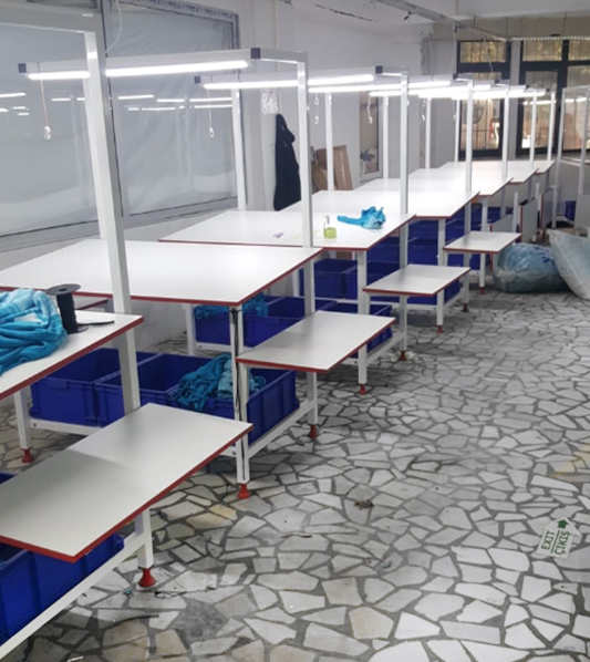 Üstten Işıklı Kanatlı Kalite Kontrol Masası
